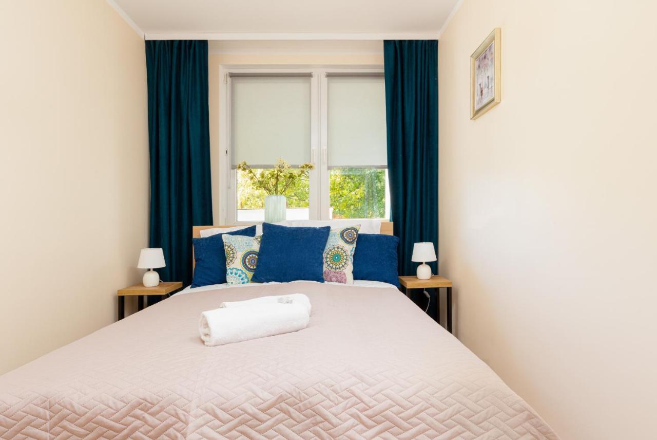 Apartments City Center Ochota By Noclegi Renters วอร์ซอ ภายนอก รูปภาพ